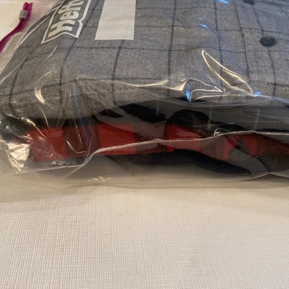 Lot of 7 Uniqlo Flannels Men Size Small Plaid Mix! - Picture 6 of 6